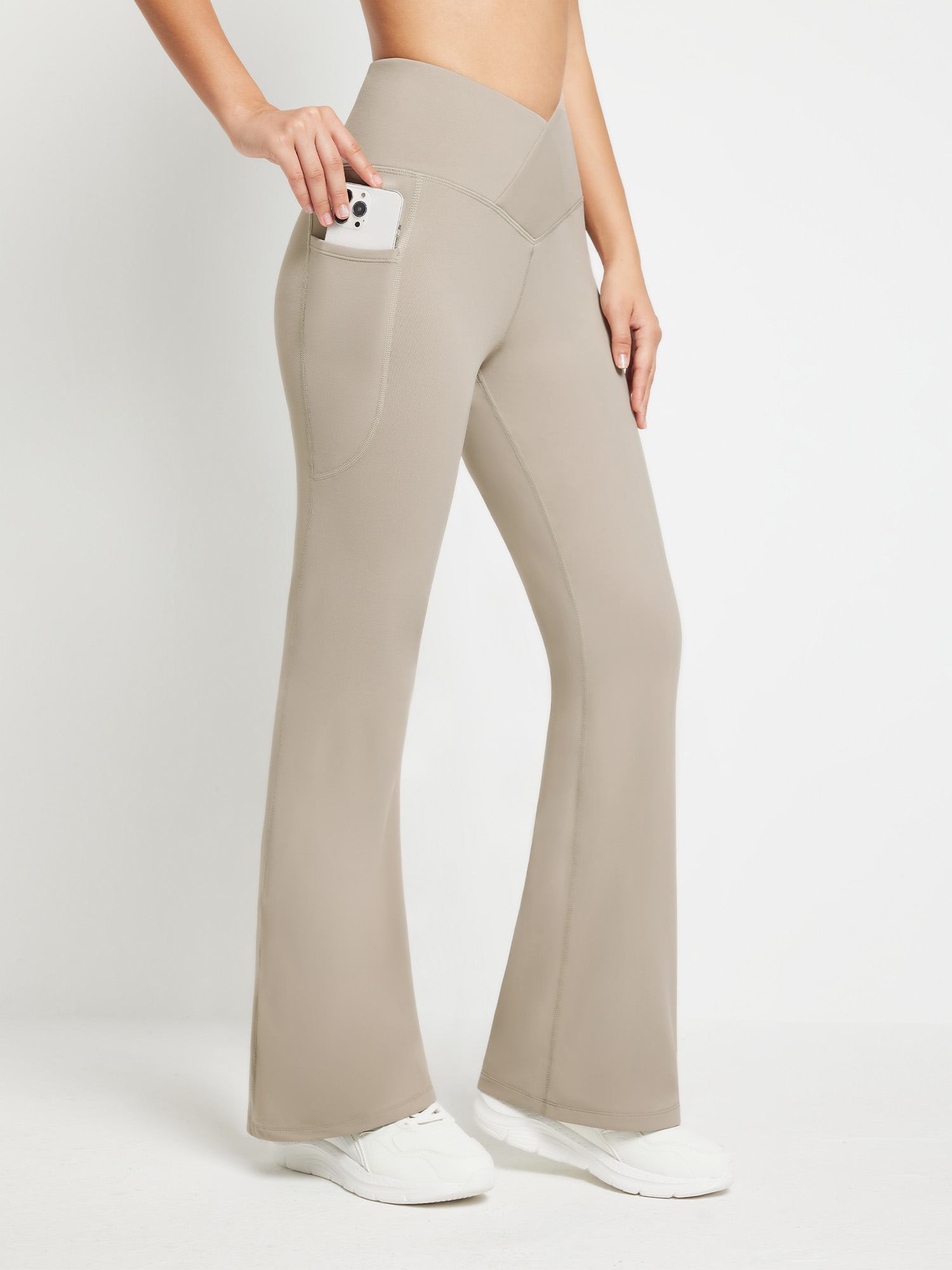 #color_Khaki