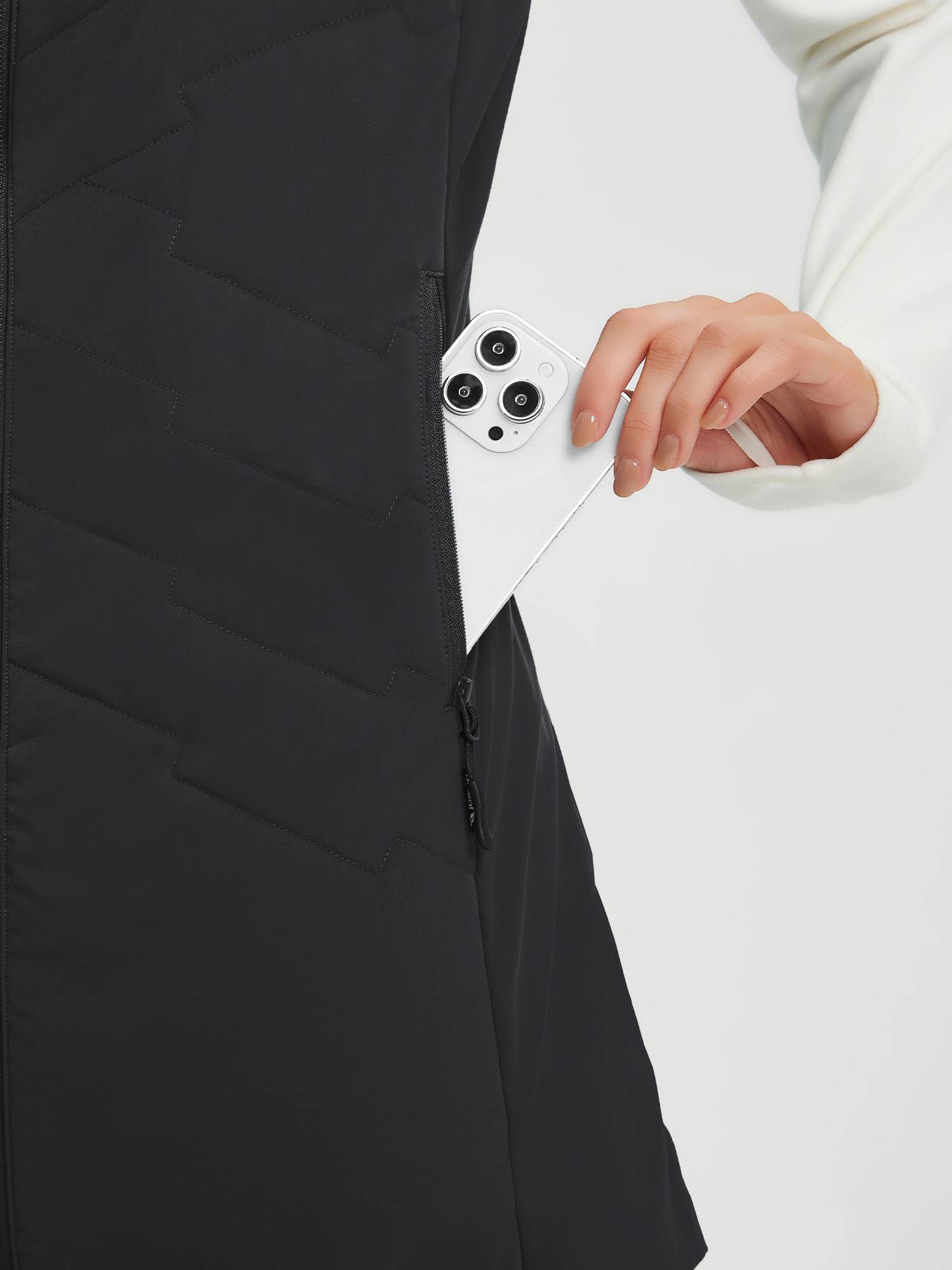 #color_Black