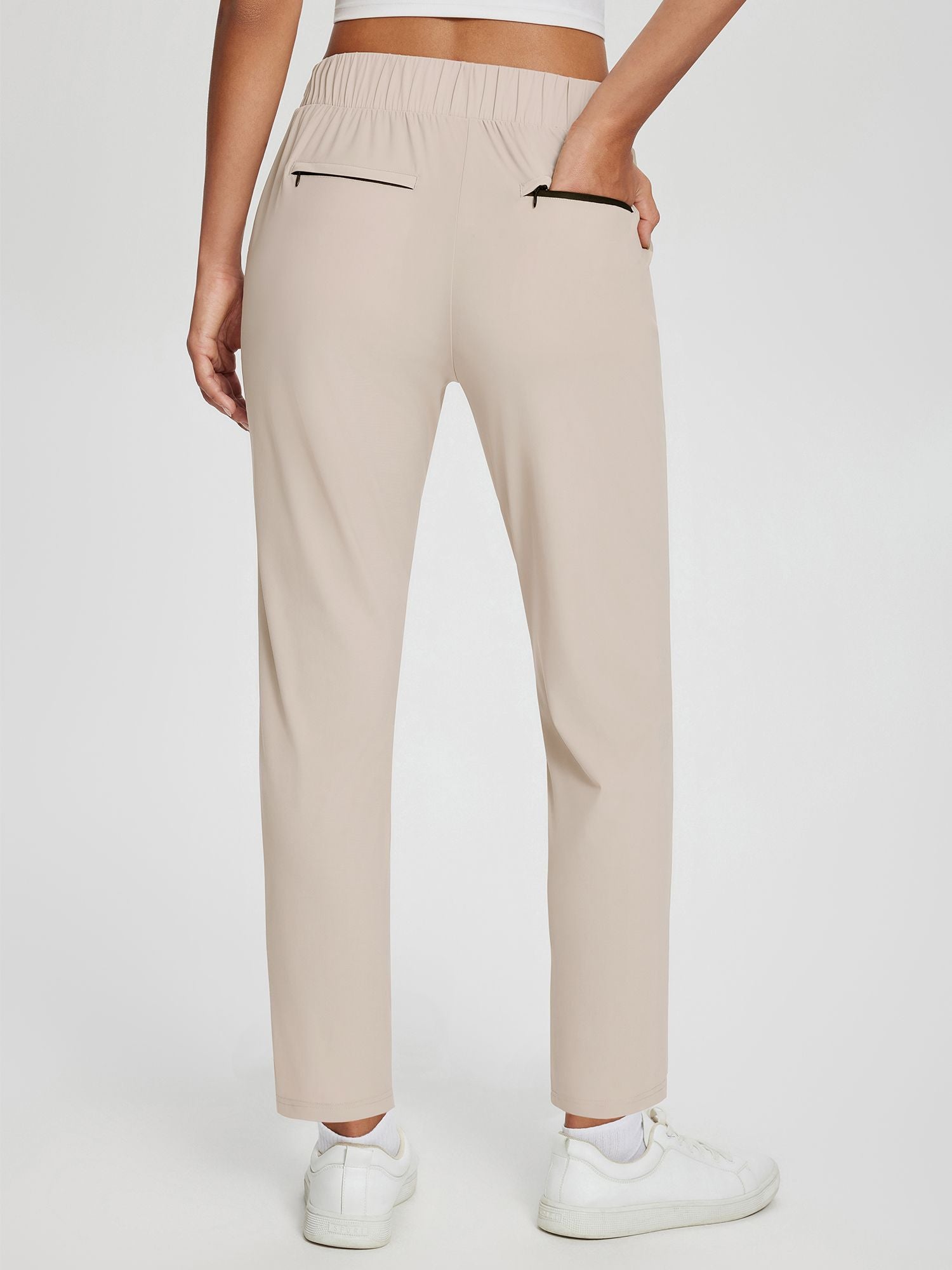 #color_Khaki