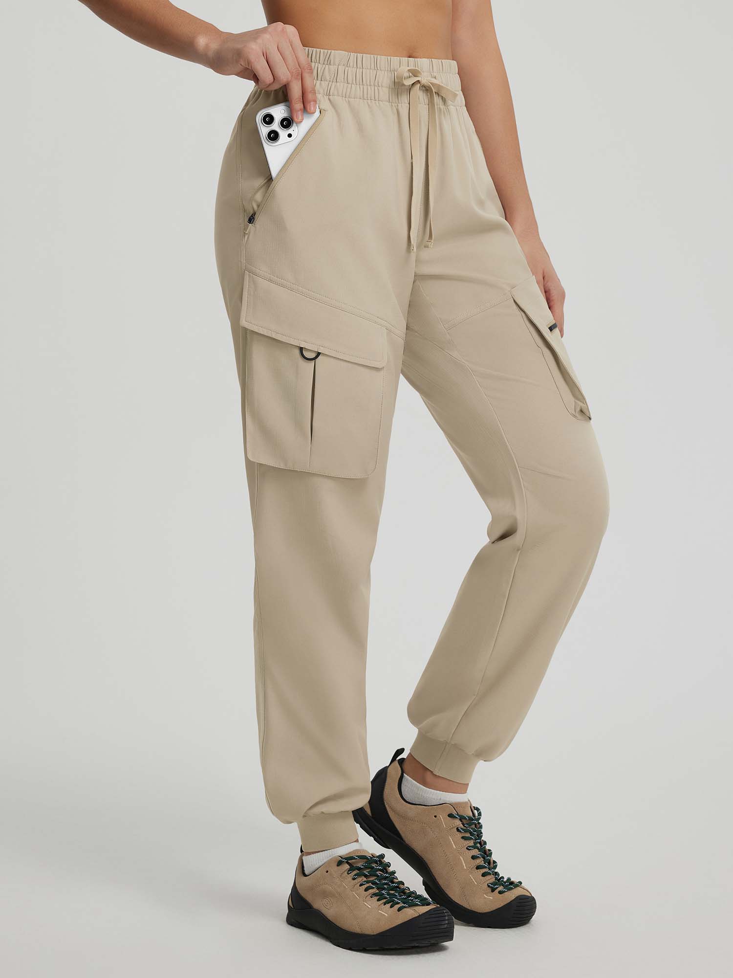 #color_Khaki
