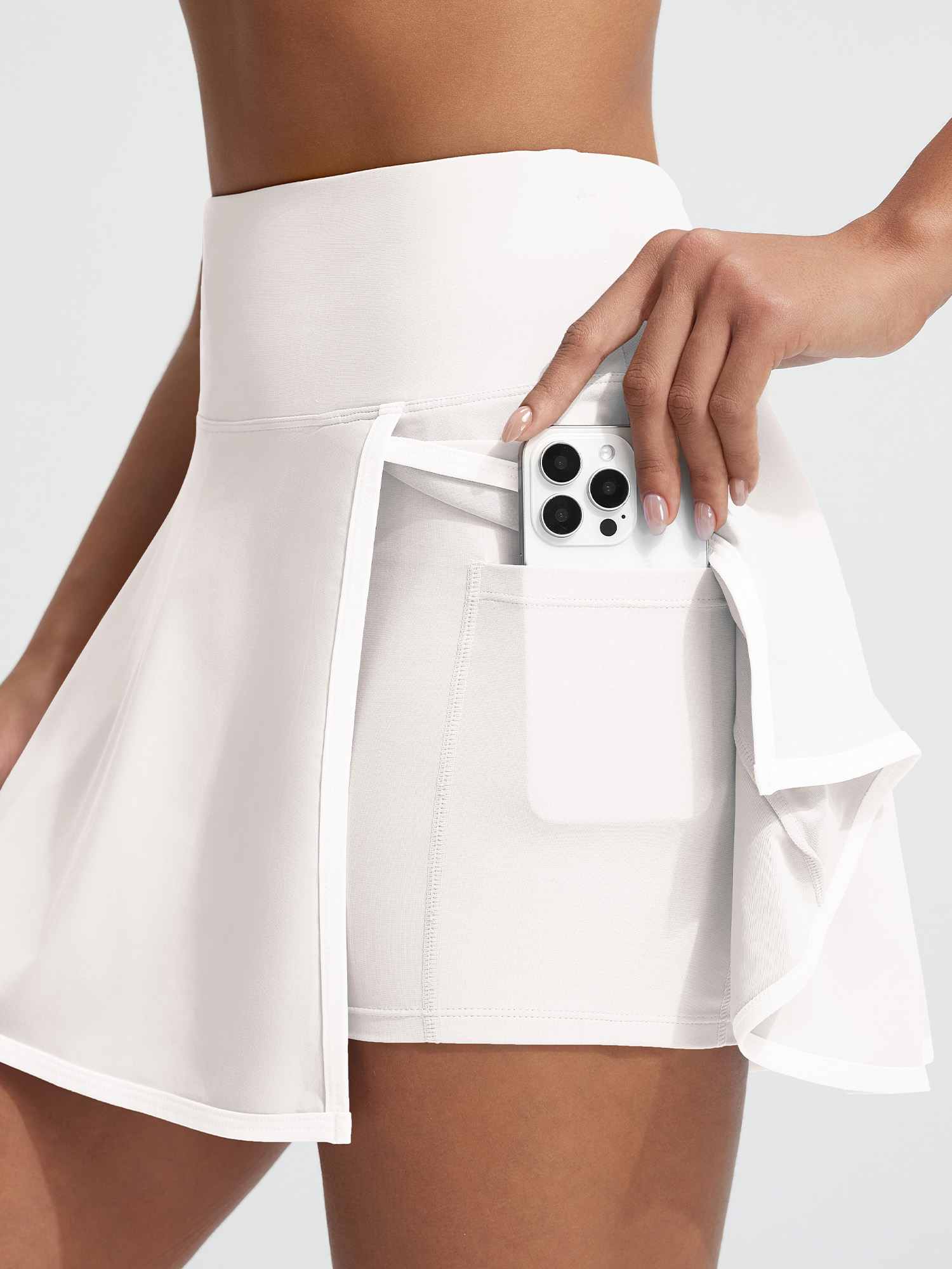 #color_White